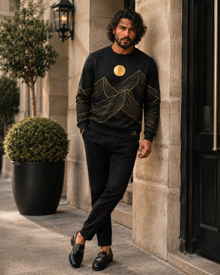 golden-summit-sweatshirt-black-model-wear-webp